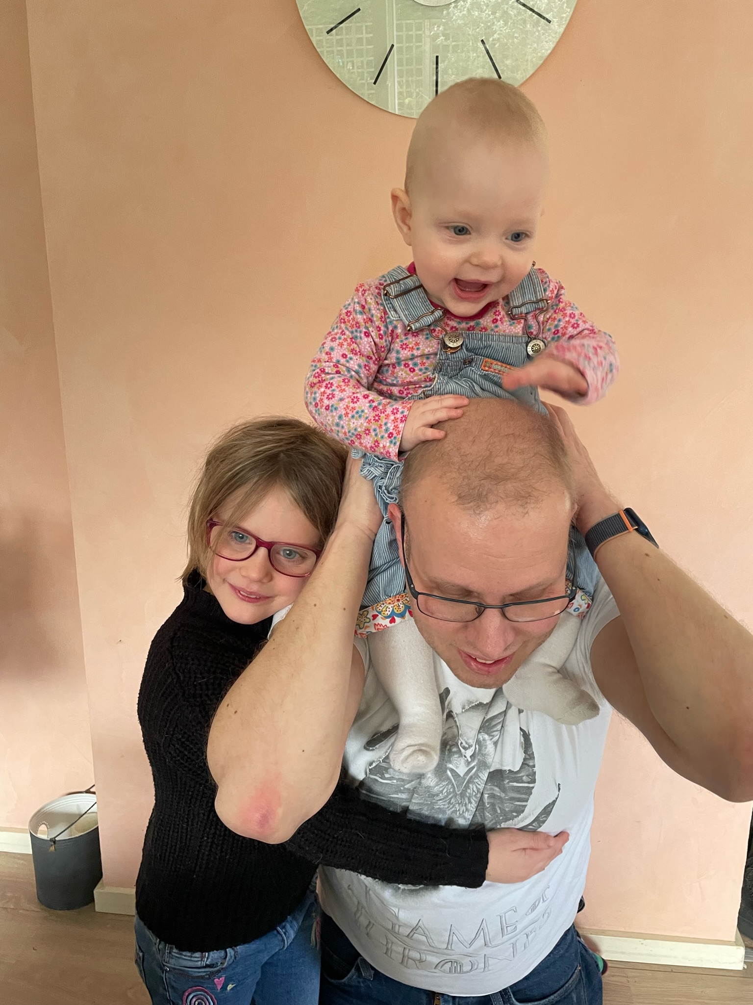 Barry van Someren met zijn kinderen